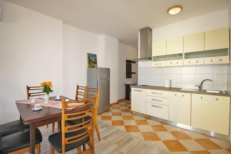 Apartman Petra Fažana Exterior foto
